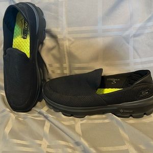 Skechers brand new